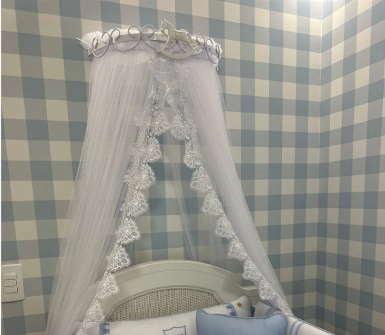 01 dossel meia lua arabesco aplique cavalinho branco