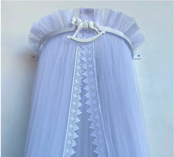 01 dossel meia lua aplique cavalinho branco