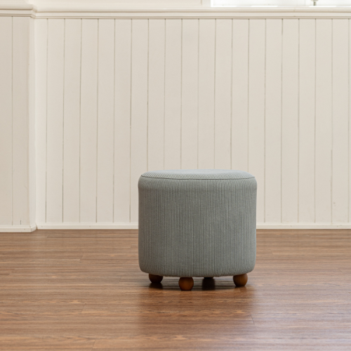 05 pufe dot pes madeira