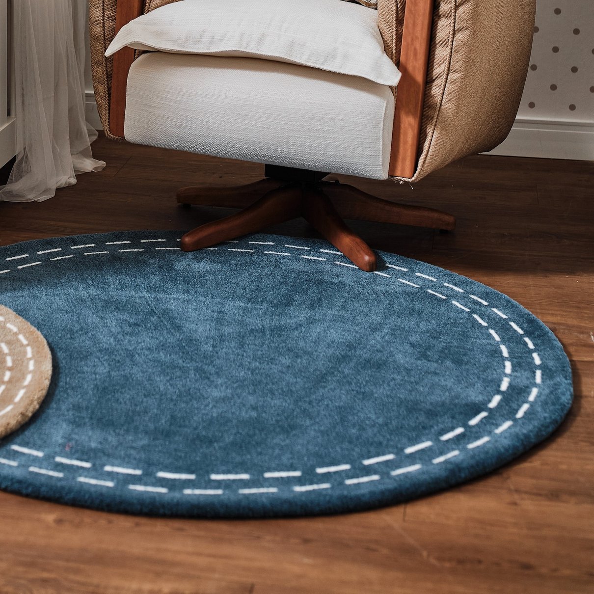 03 tapete redondo azul petroleo pesponto 1 20 diam