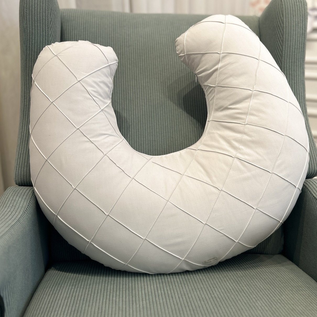 02 almofada amamentacao nervuras cinza claro